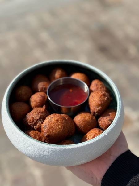 ACRAS DE MORUE carte du soir du bar brass&CO à Gif sur Yvette